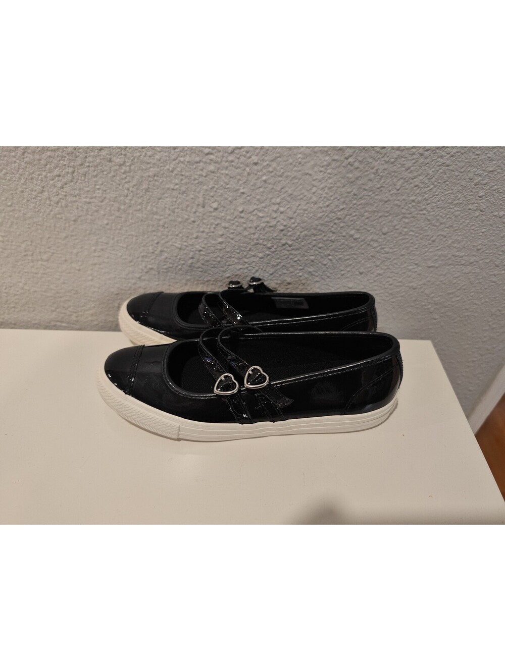 Converse Women's Black Patent Leather Mary Jane Flats Size 6